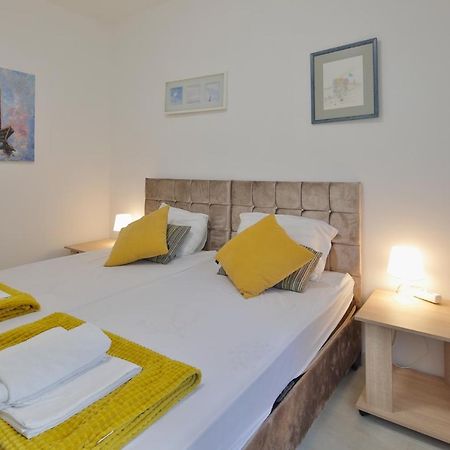 Aviator Apartments & Rooms Nikola Tesla Airport Belgrade Surčin Eksteriør bilde