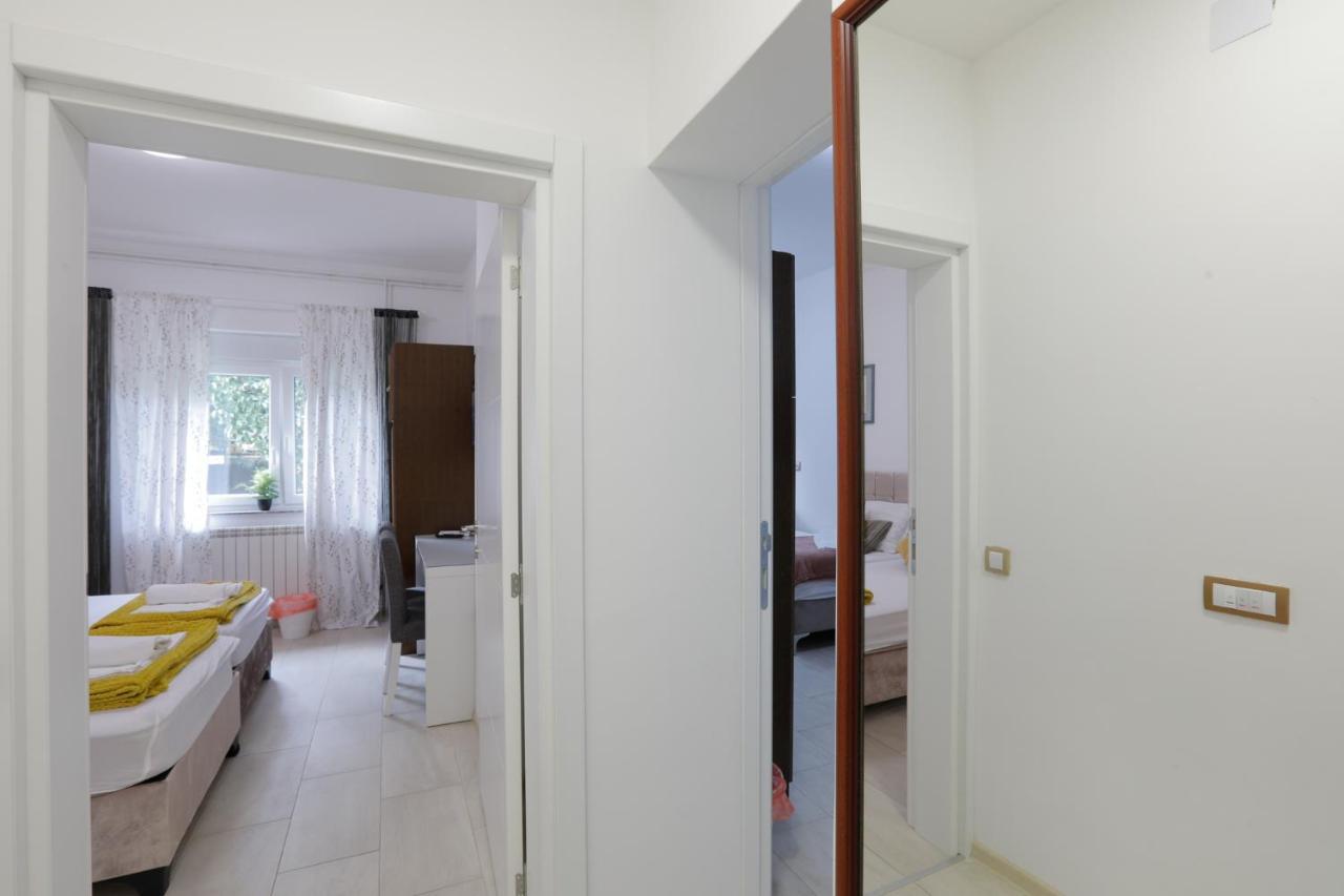 Aviator Apartments & Rooms Nikola Tesla Airport Belgrade Surčin Eksteriør bilde