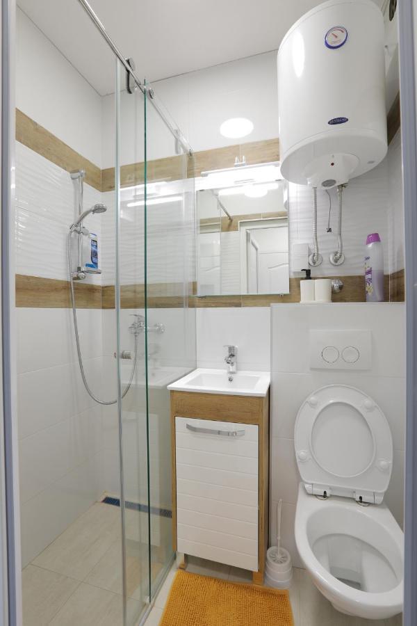 Aviator Apartments & Rooms Nikola Tesla Airport Belgrade Surčin Eksteriør bilde