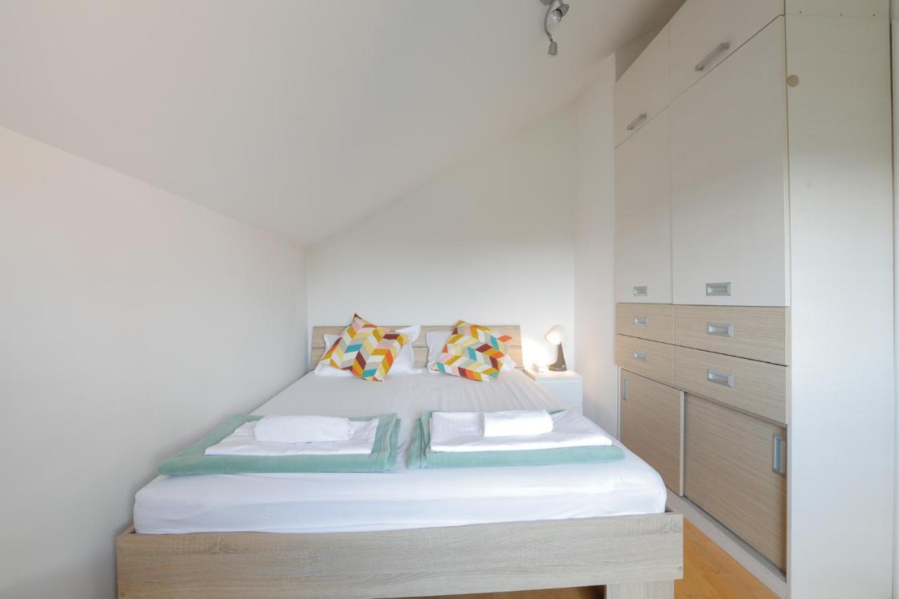 Aviator Apartments & Rooms Nikola Tesla Airport Belgrade Surčin Eksteriør bilde